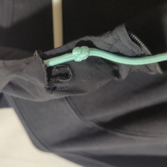 LULULEMON Men's Size Large Black Zip Up Hoodie - Picture 7 of 7